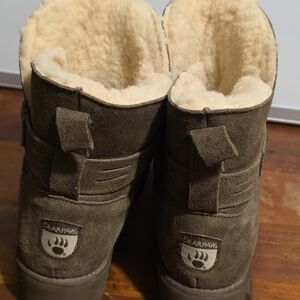 BearPaw Wellston Suede Boots with Plush Cream Interior